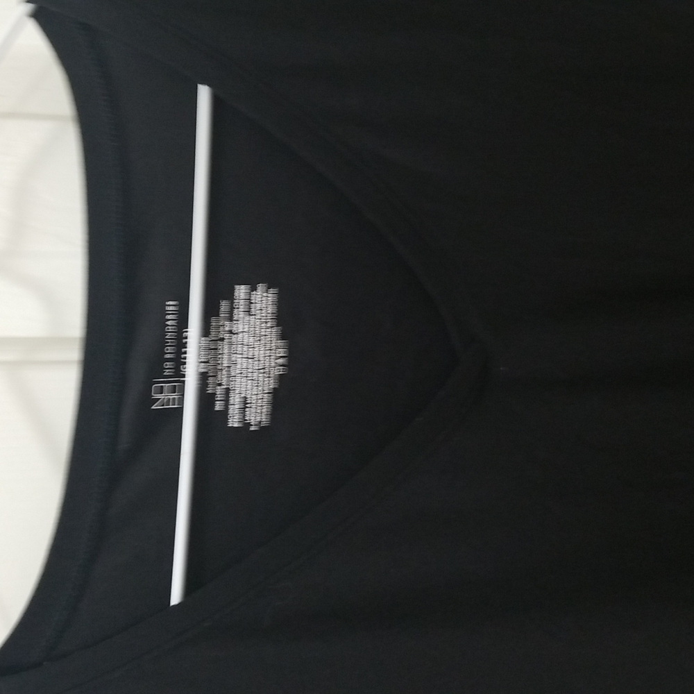 3/$6 No Boundaries black t-shirt sz L (11-13) - Picture 2 of 5